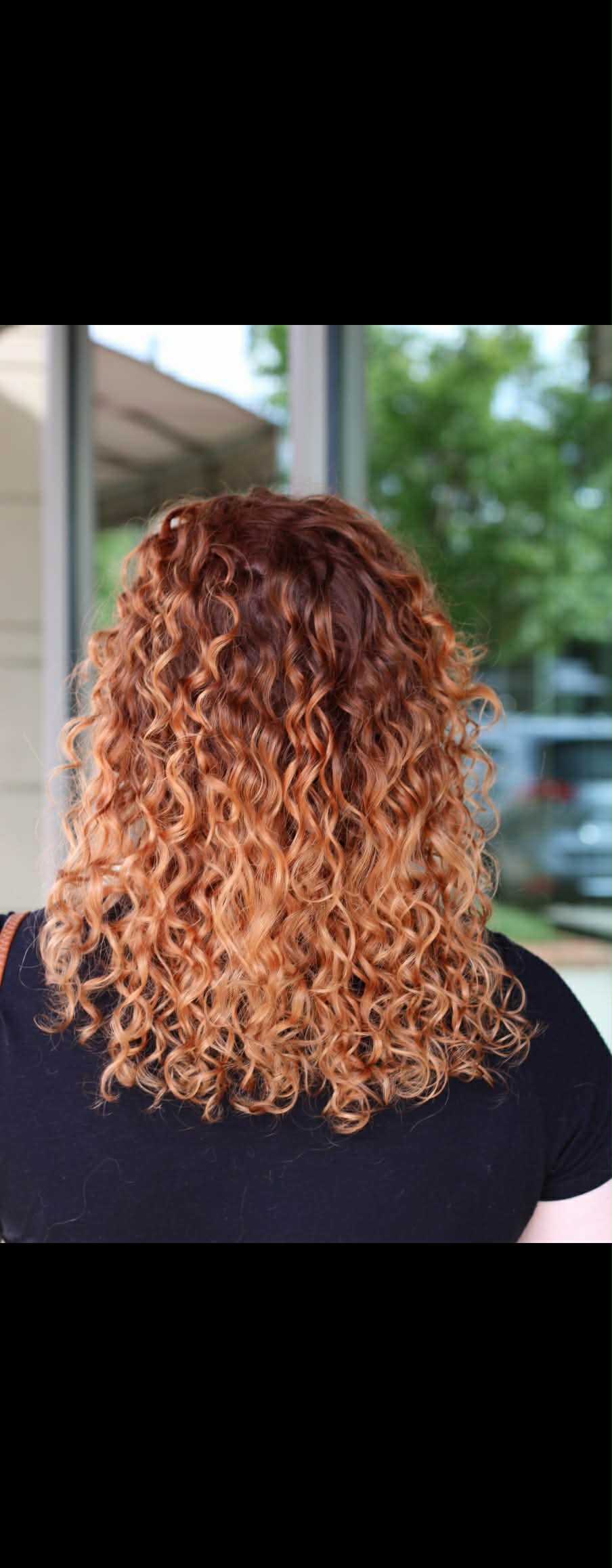 Curly hair transformation by Amanda