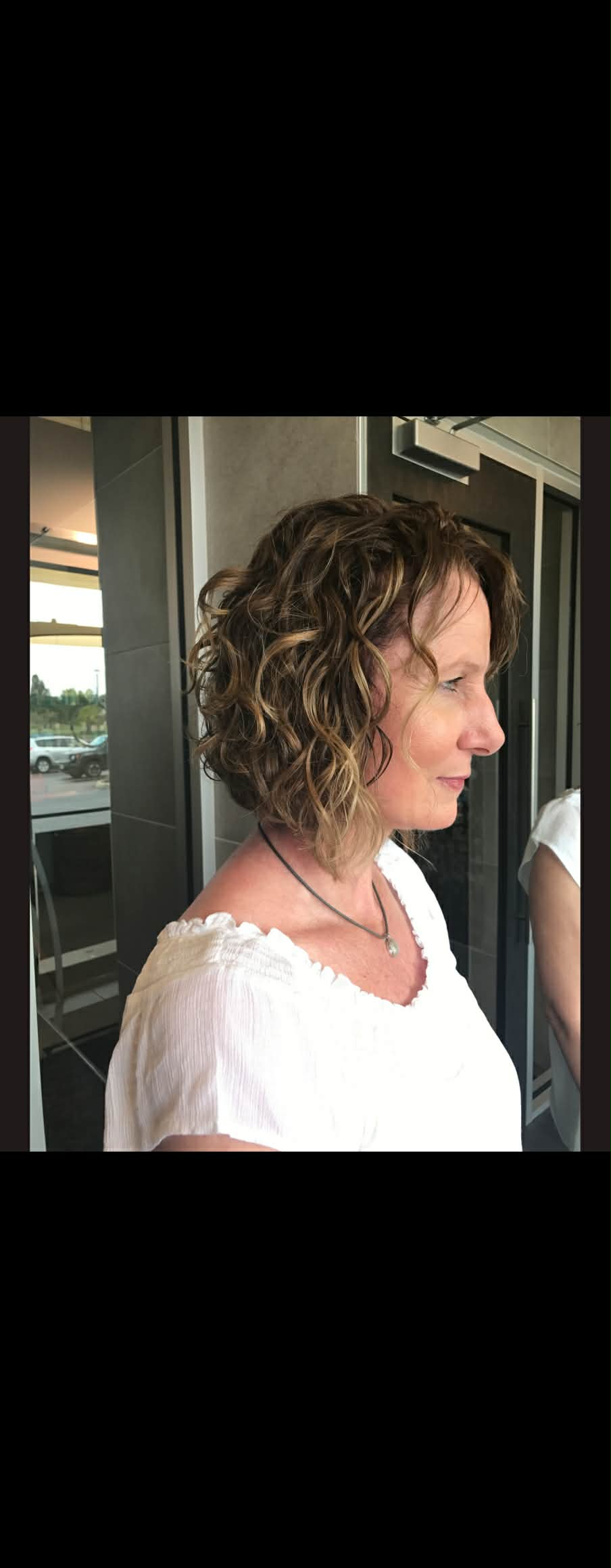 Curly hair transformation by Amanda