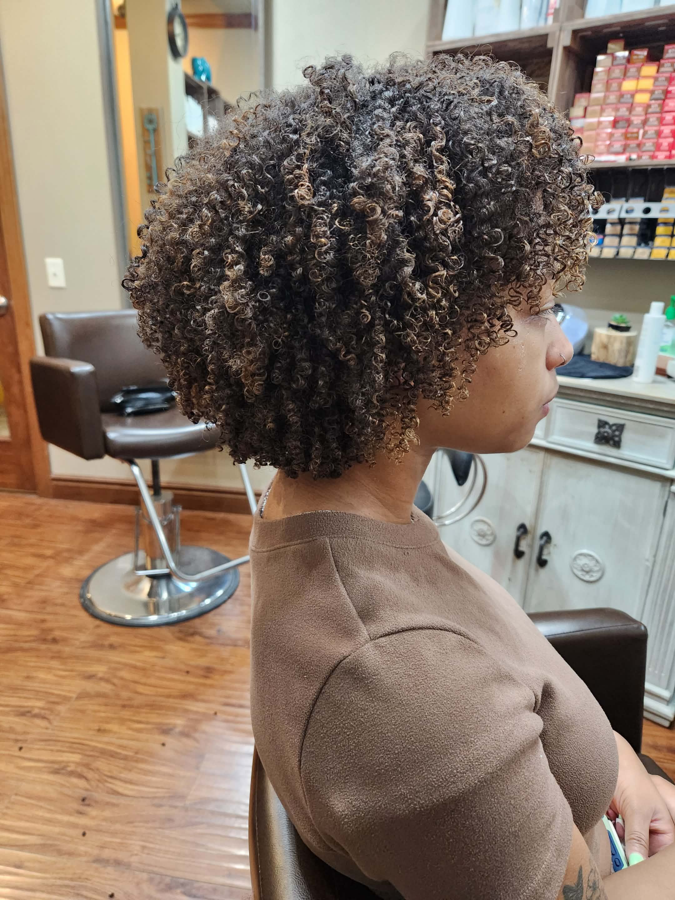 Curly hair transformation by Amanda