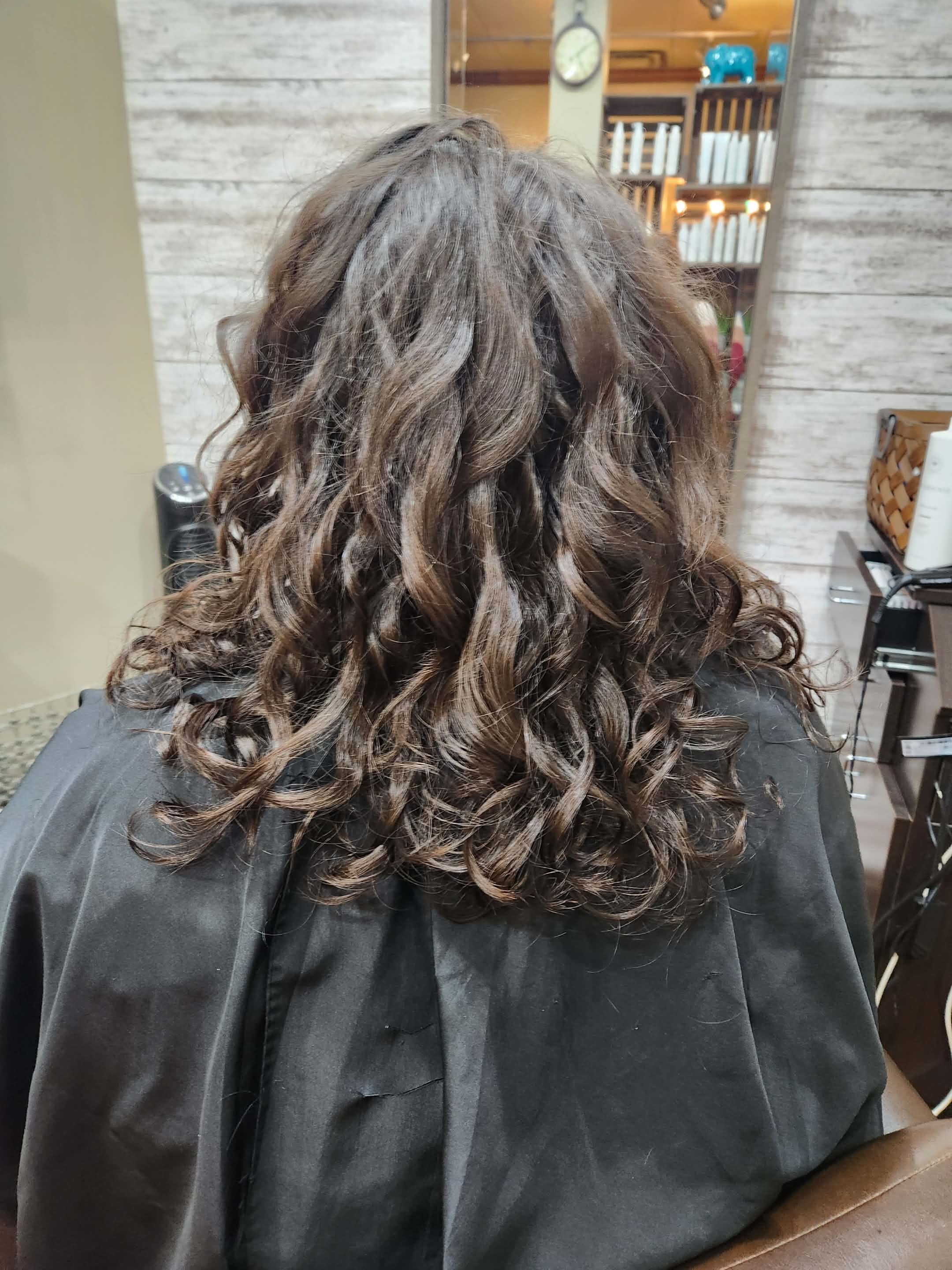 Curly hair transformation by Amanda